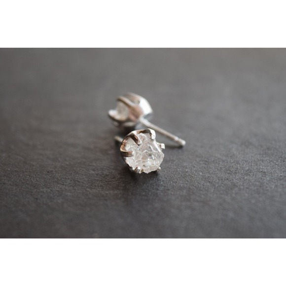 Sterling silver stud earrings, alternative diamond, uncut natural gemsto… - Picture 1 of 5